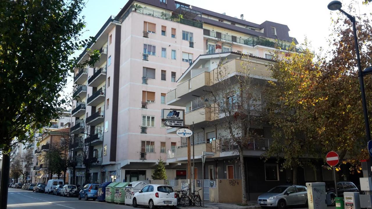 Mira Apartment Пескара Екстериор снимка
