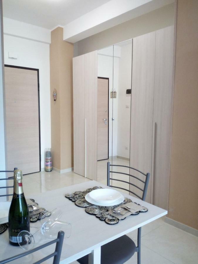 Mira Apartment Пескара Екстериор снимка