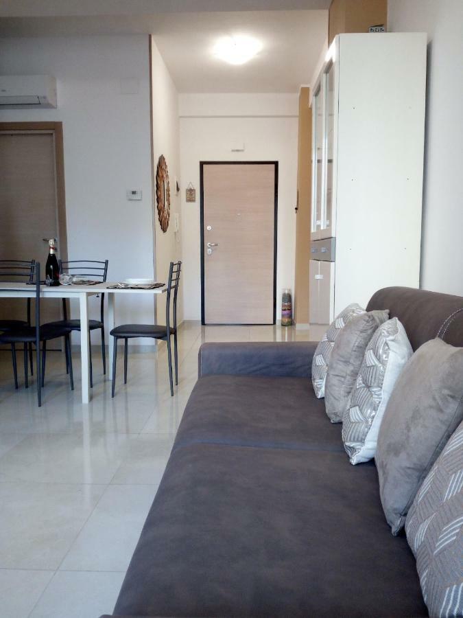 Mira Apartment Пескара Екстериор снимка